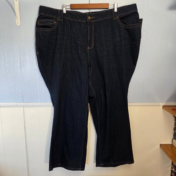 Lane Bryant 26 Petite Dark Wash Denim Blue Distinctly Boot Cut Classic Jeans NWT - Picture 2 of 11